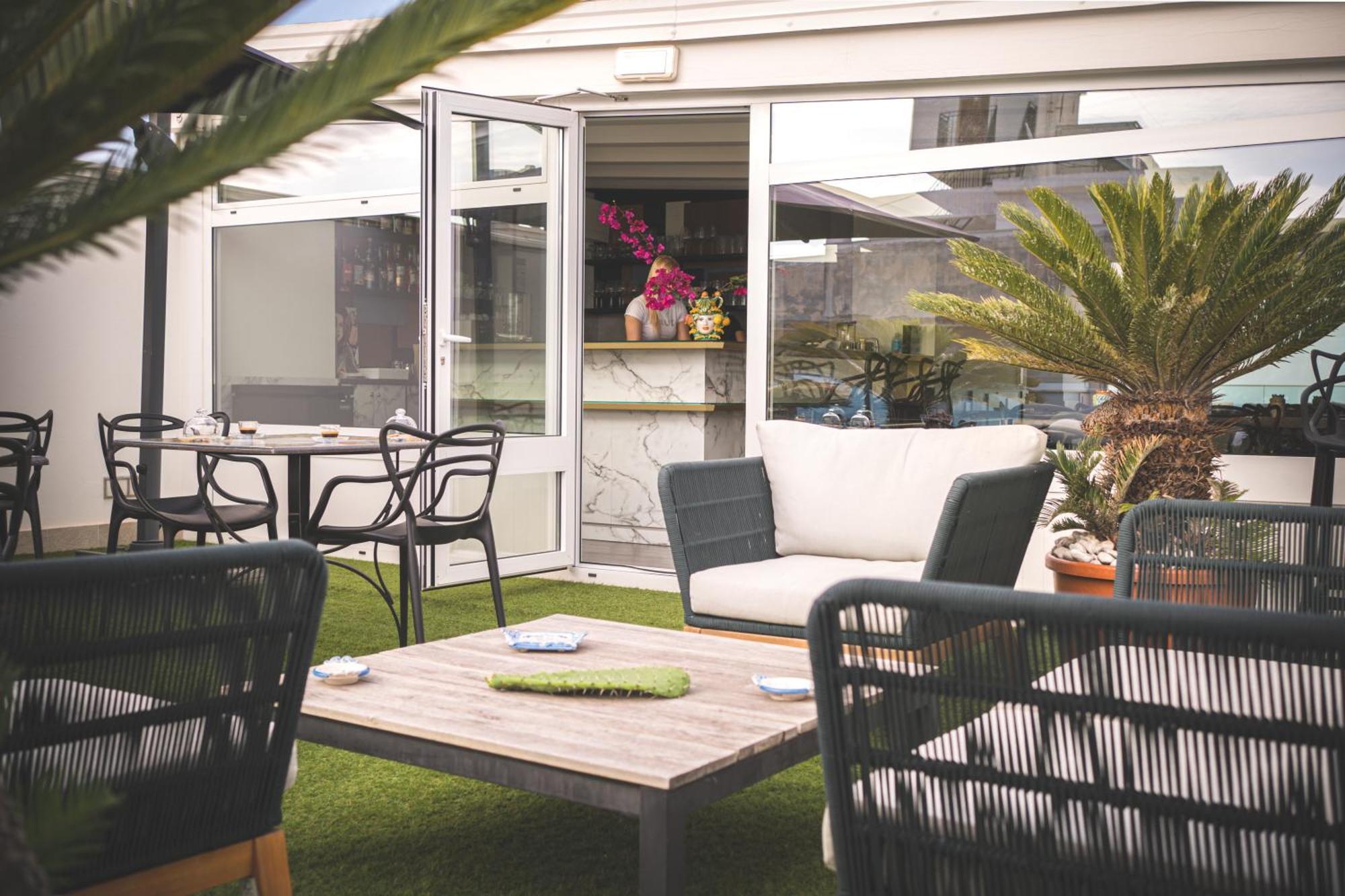 Upper - Boutique Hotel Milazzo Exterior photo